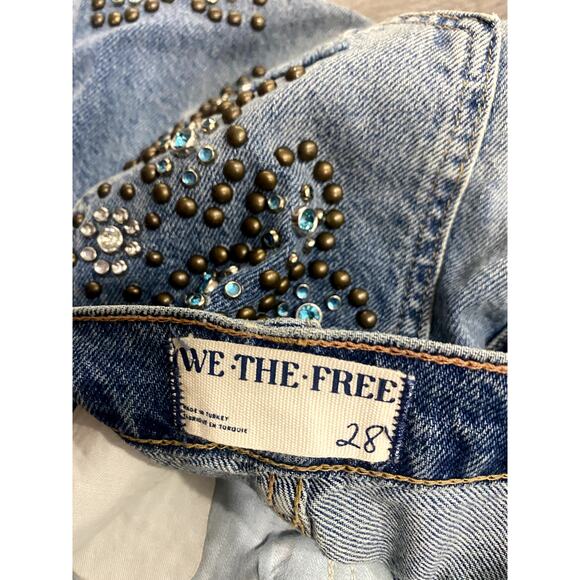 Free People We the Free Wiley Beaded Ripped Bootcut Jeans Size 28 - Picture 2 of 7